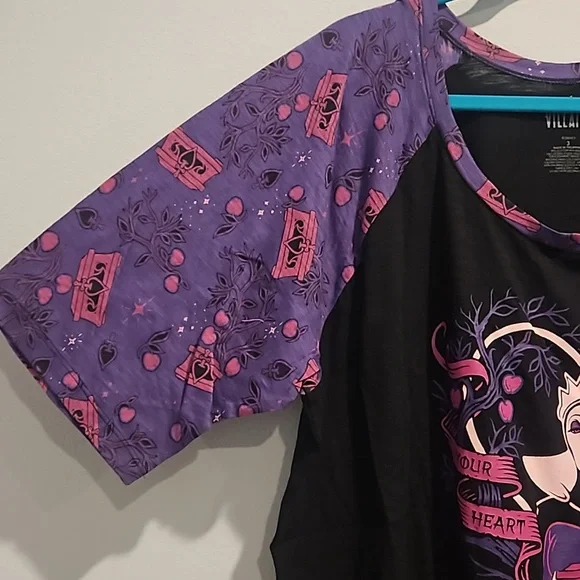 Torrid Disney villains tunic shirt size 3x - Picture 3 of 6